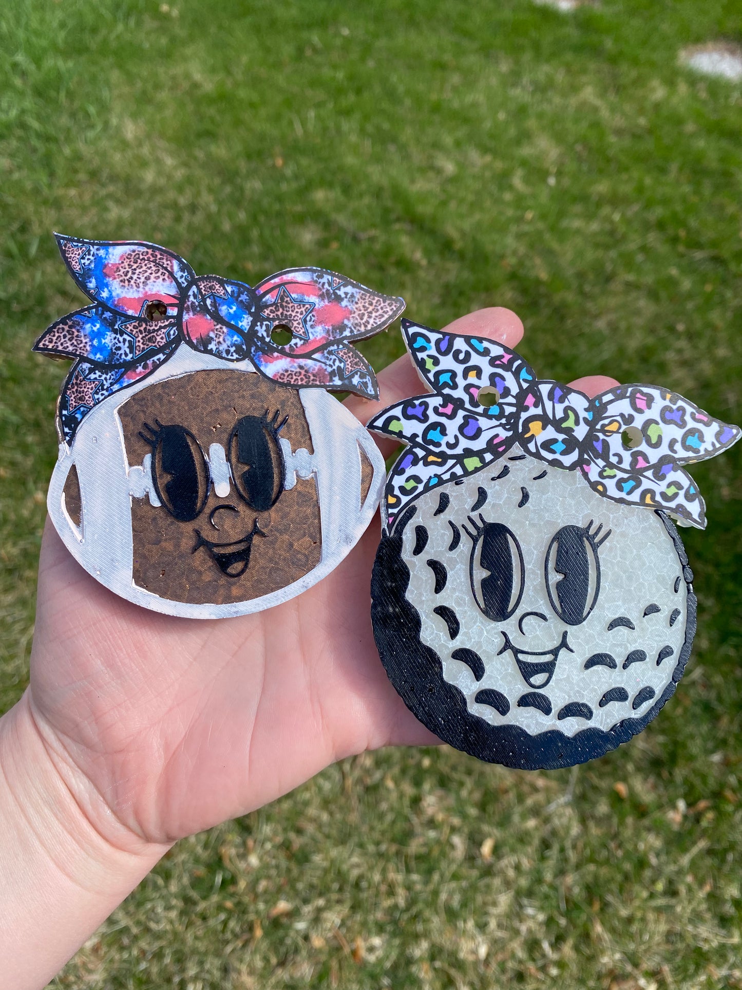 retail by hales bow for sports balls (cardstock)