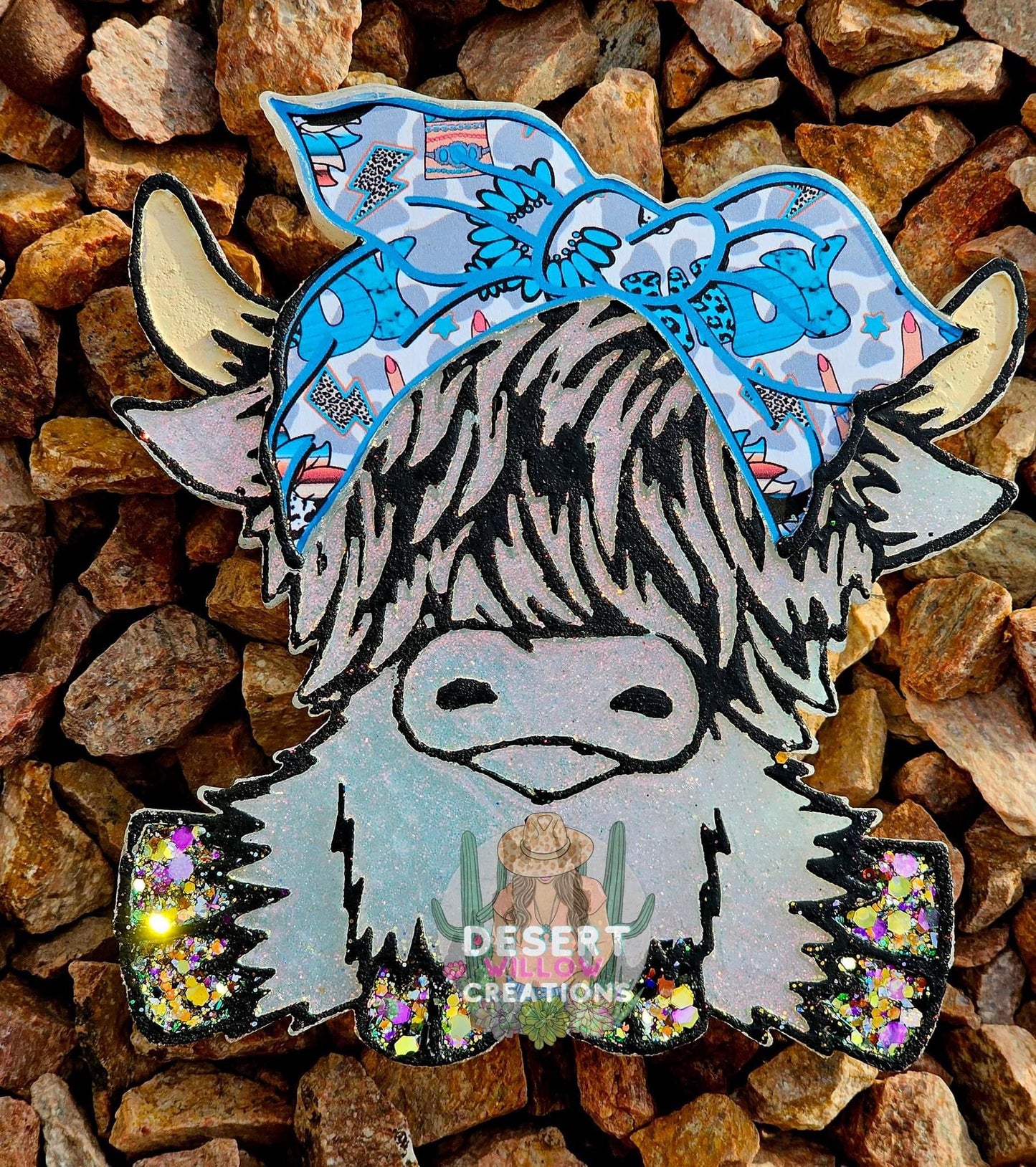 glitz n glam highland cow style 2