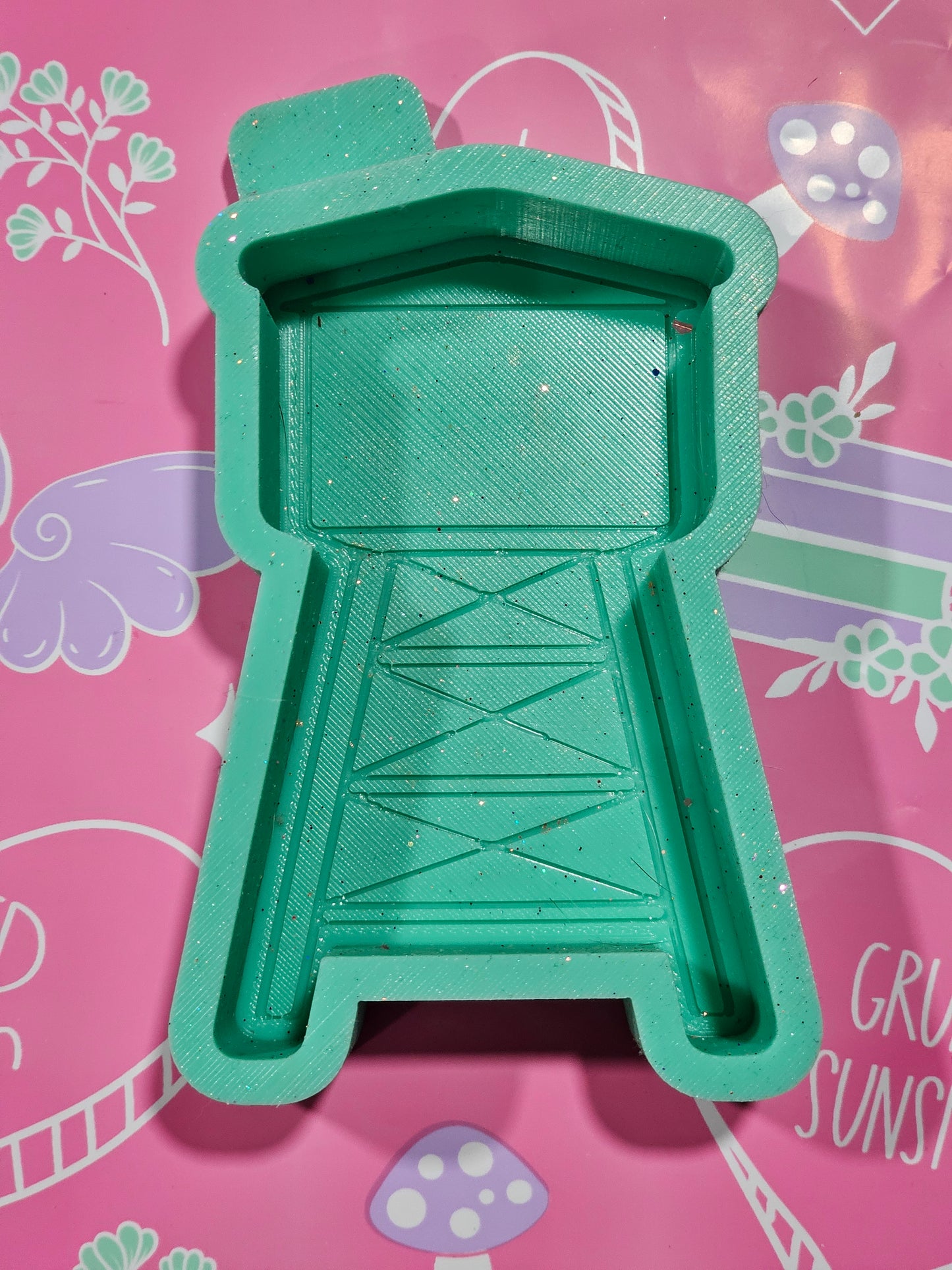 freshie  destash mold baysic bits